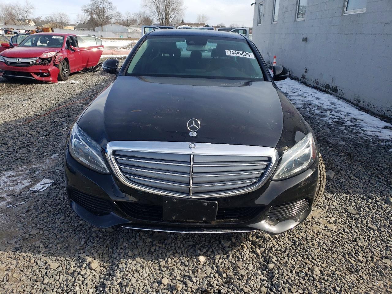 2016 MERCEDES-BENZ C-CLASS