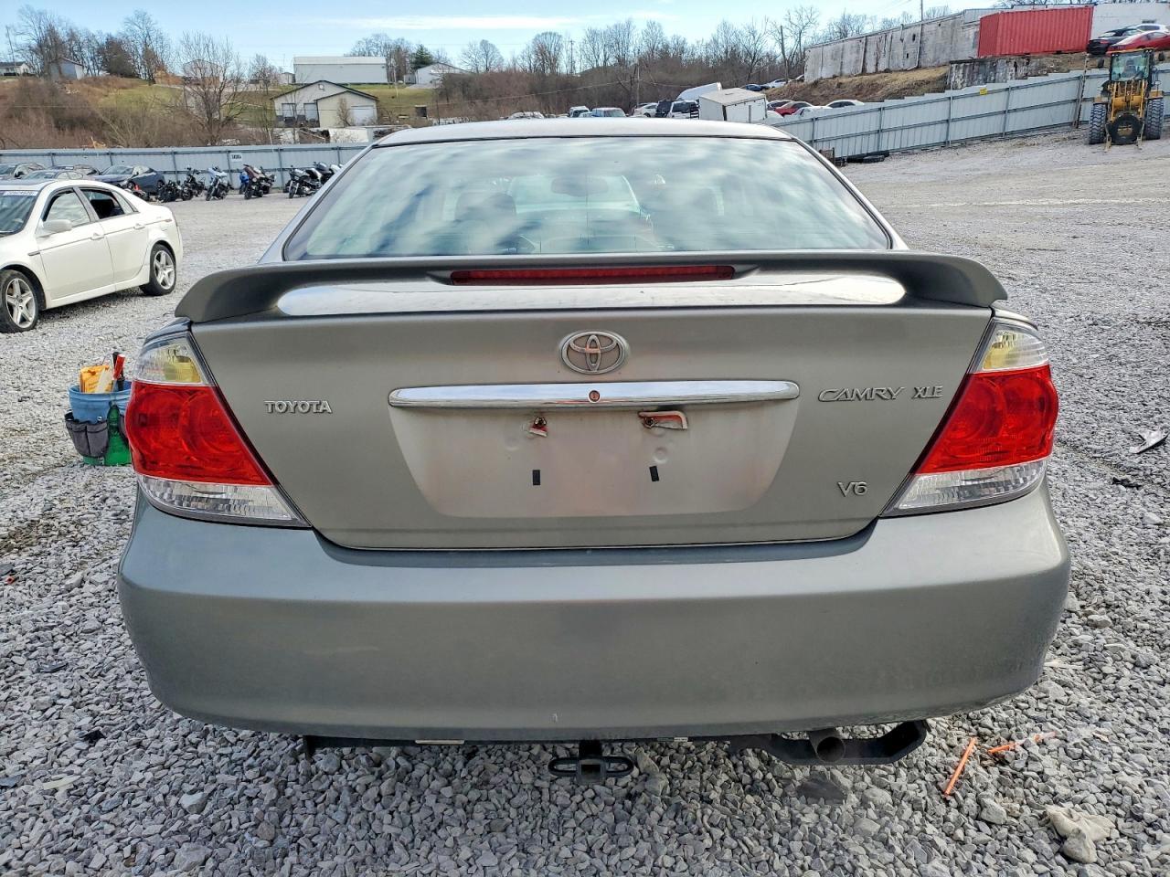 2005 TOYOTA CAMRY