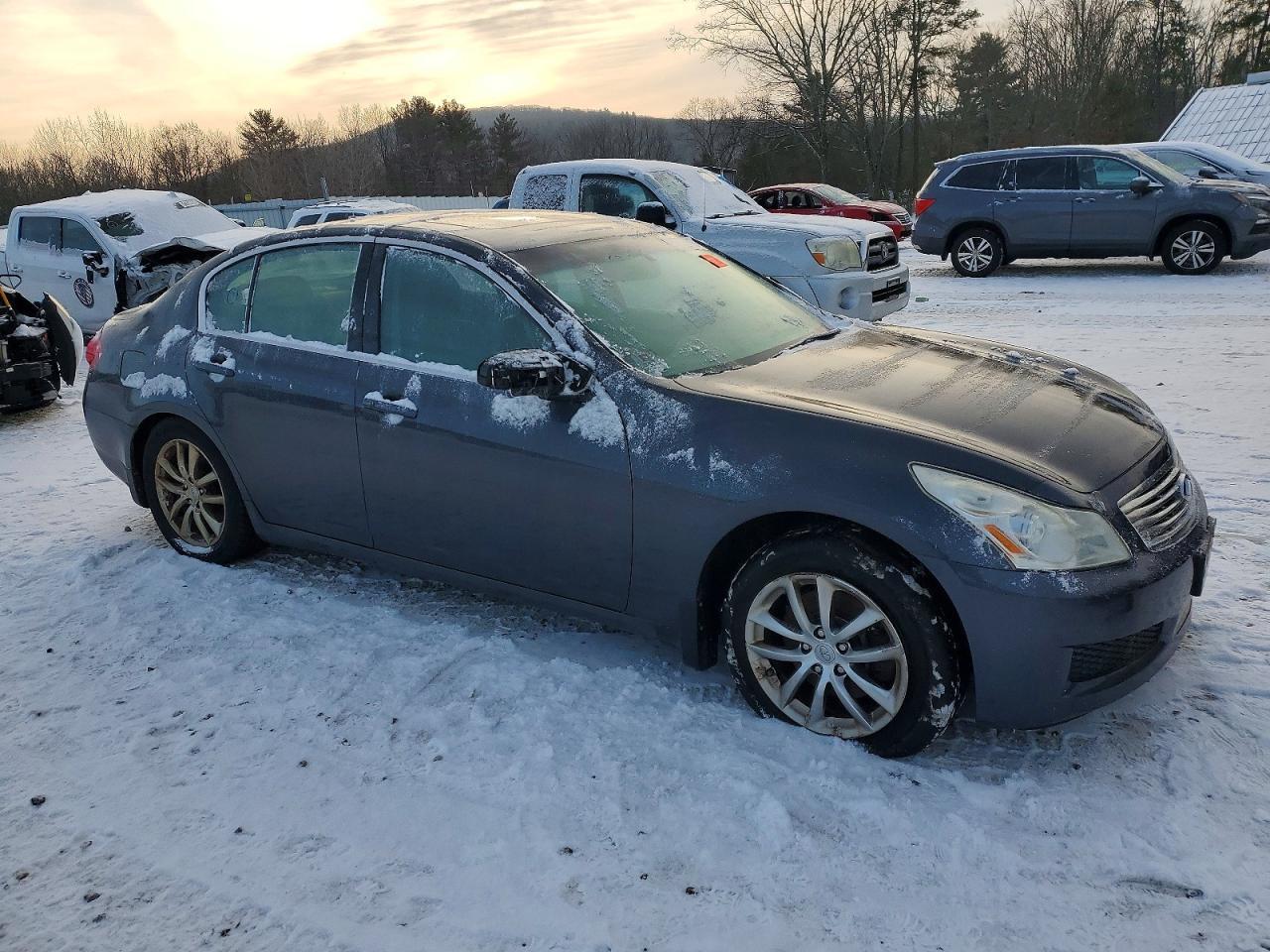 2010 INFINITI G35