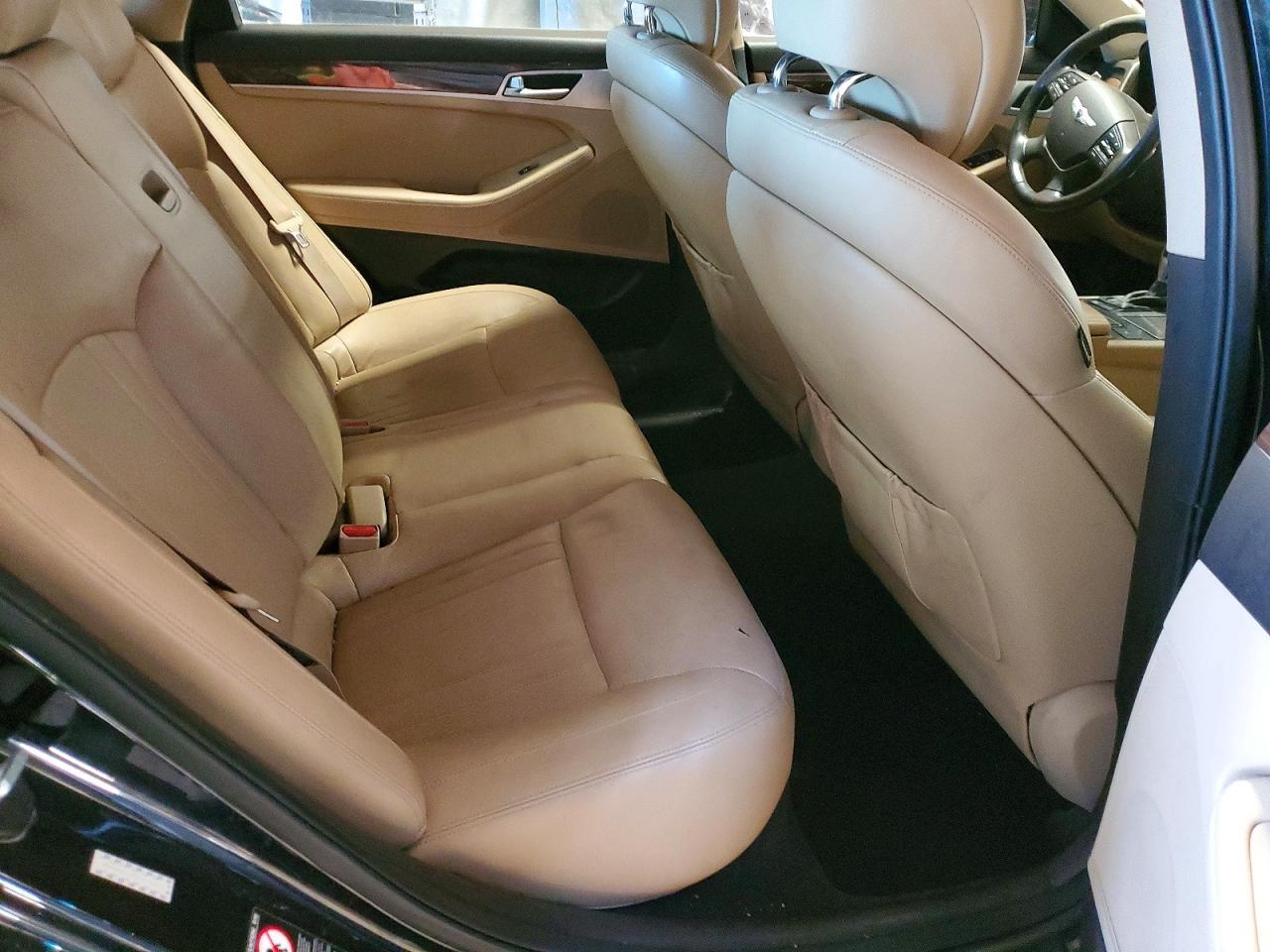 2016 HYUNDAI GENESIS