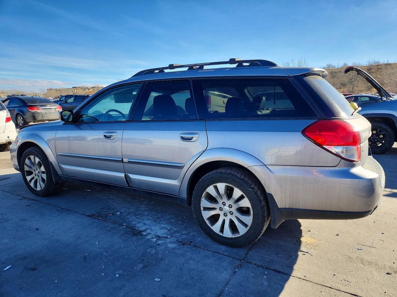 2009 SUBARU Outback
