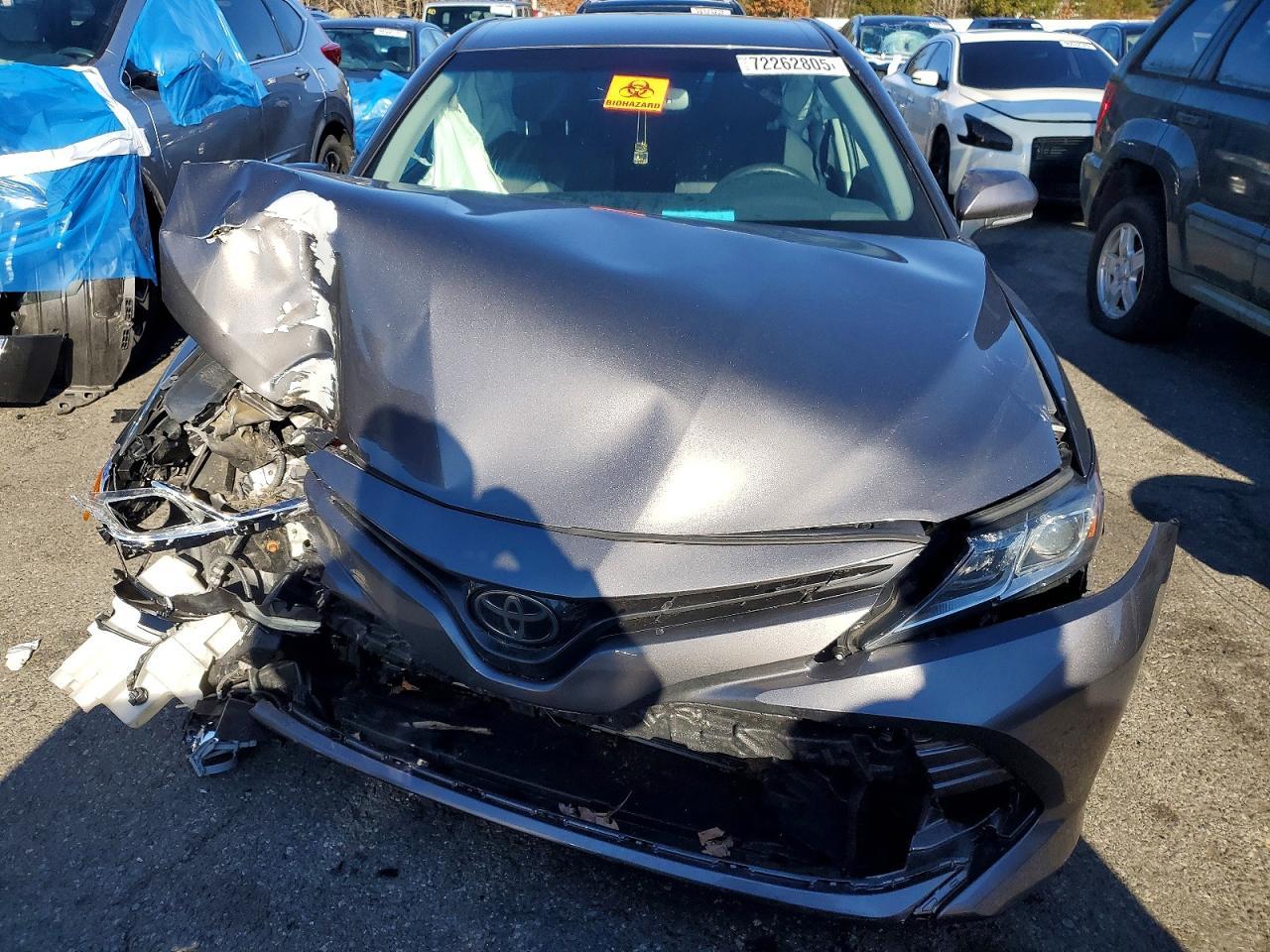 2018 TOYOTA CAMRY