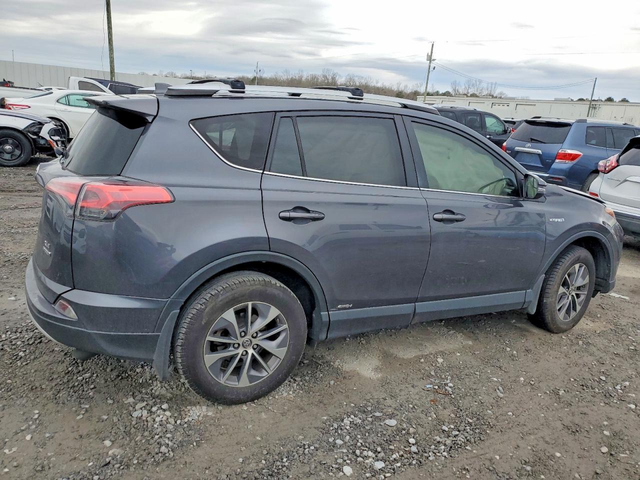 2016 TOYOTA RAV4