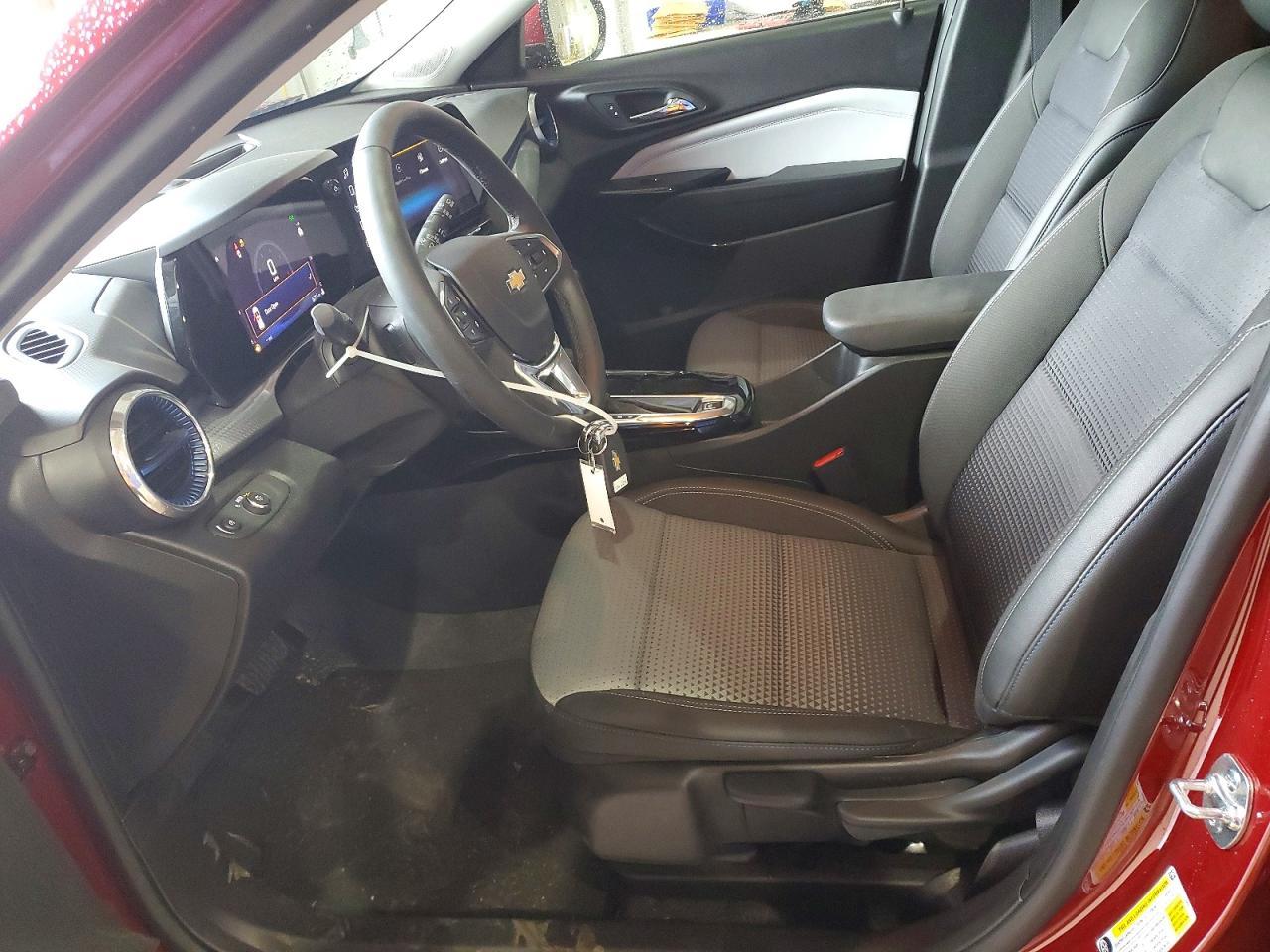 2025 CHEVROLET TRAX