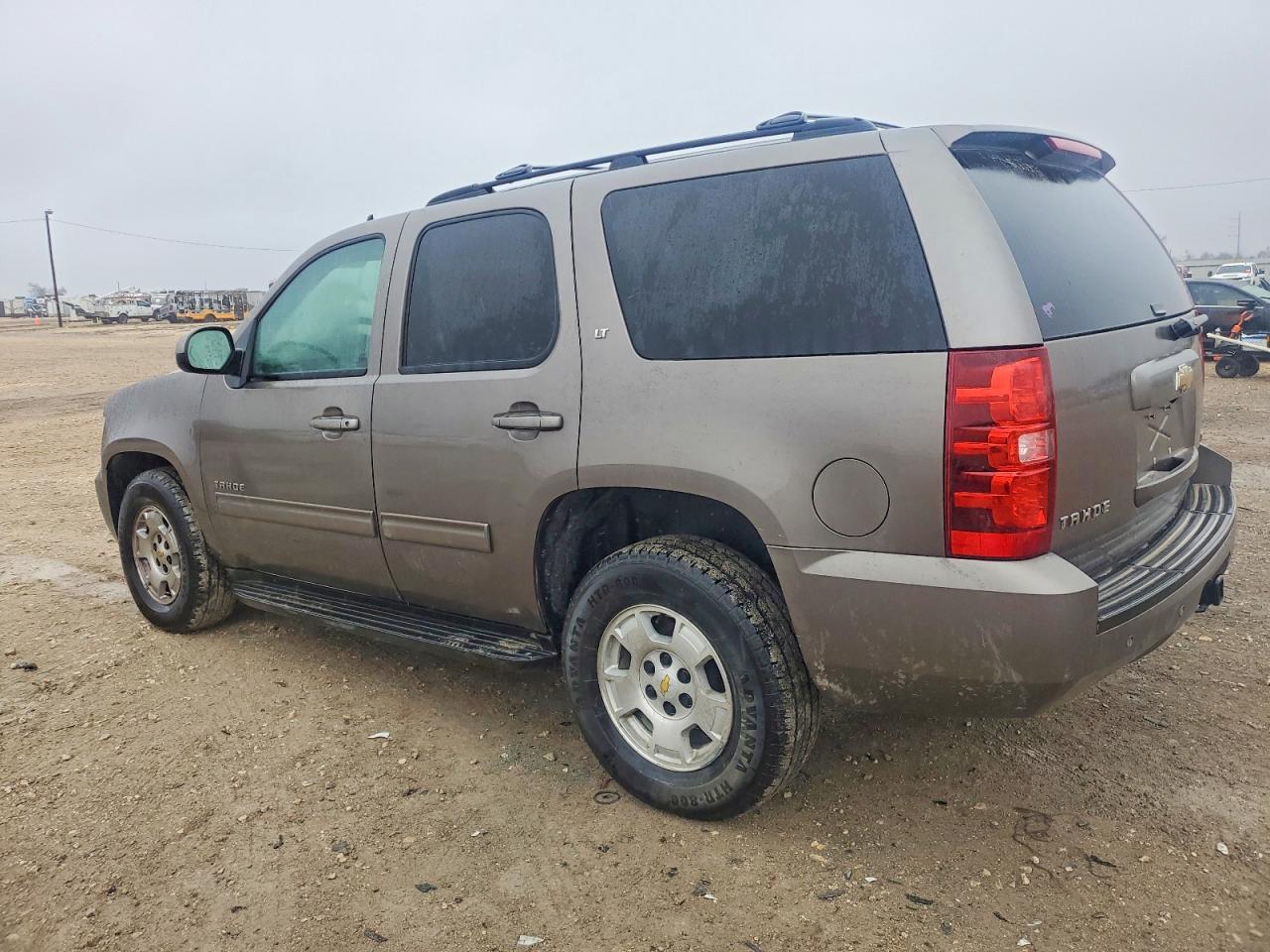 2011 CHEVROLET Tahoe