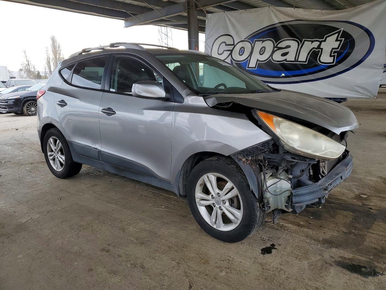 2011 HYUNDAI TUCSON