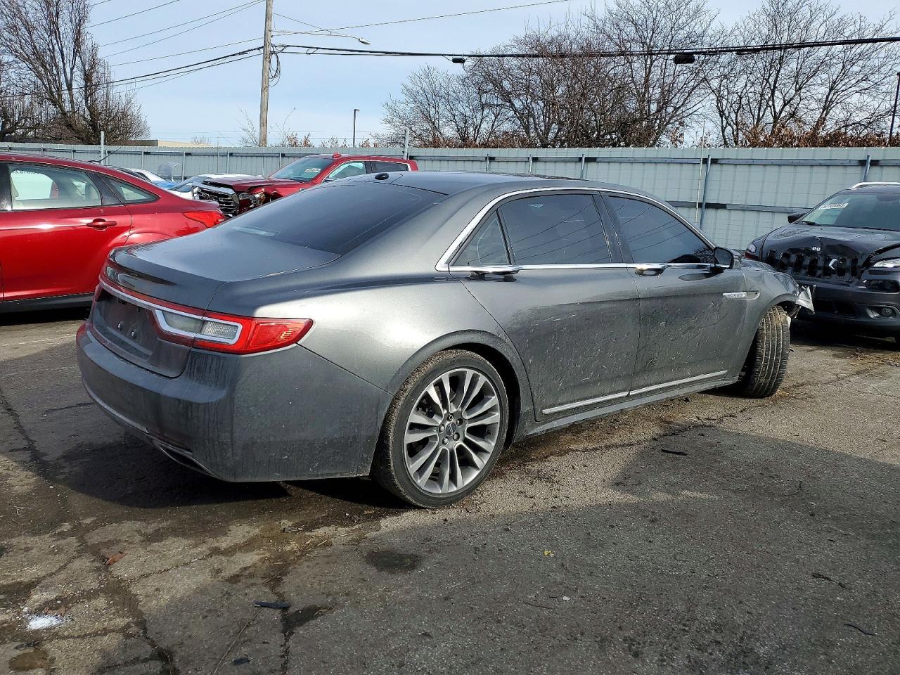 2017 LINCOLN Continental