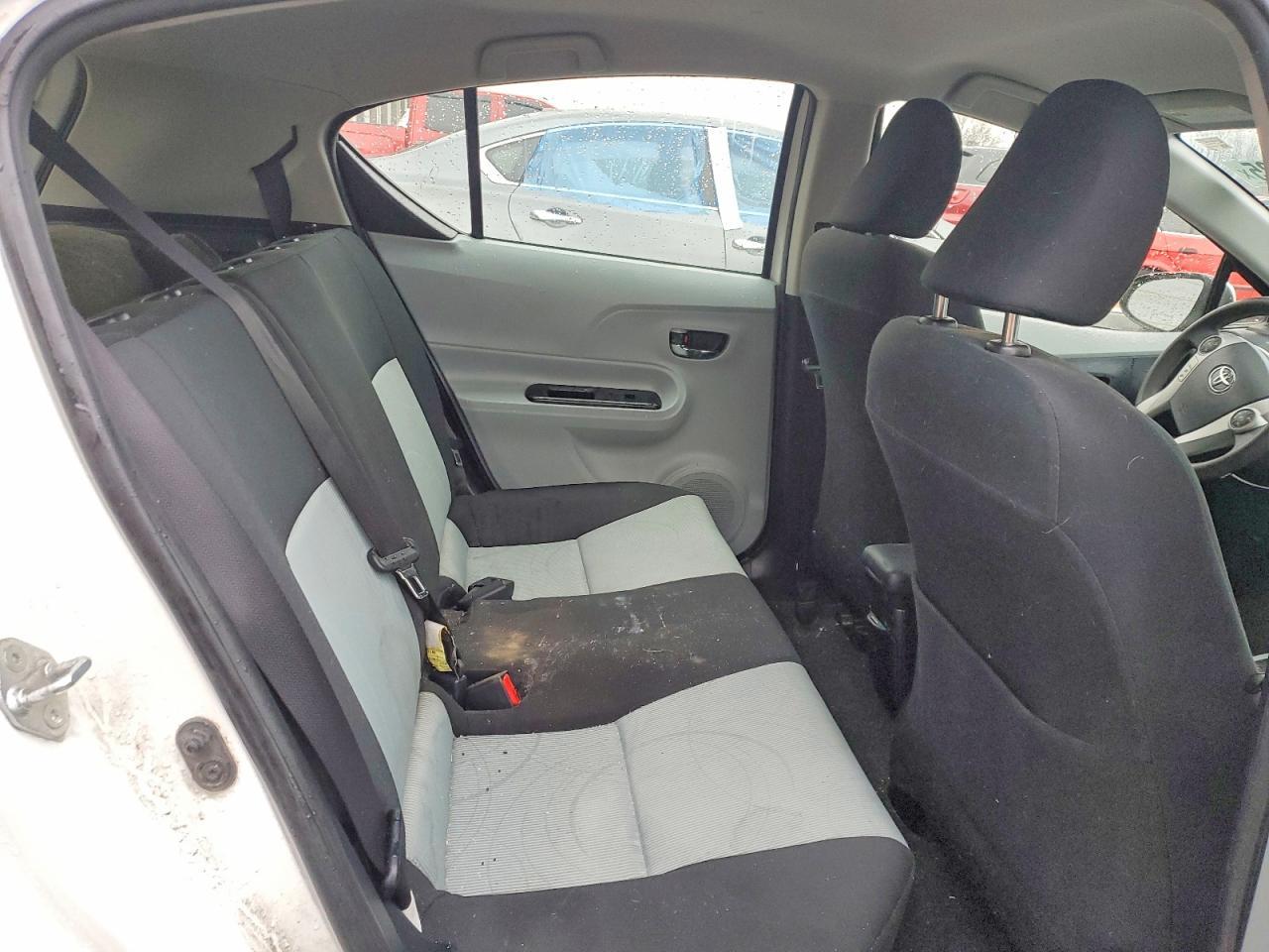 2014 TOYOTA Prius c
