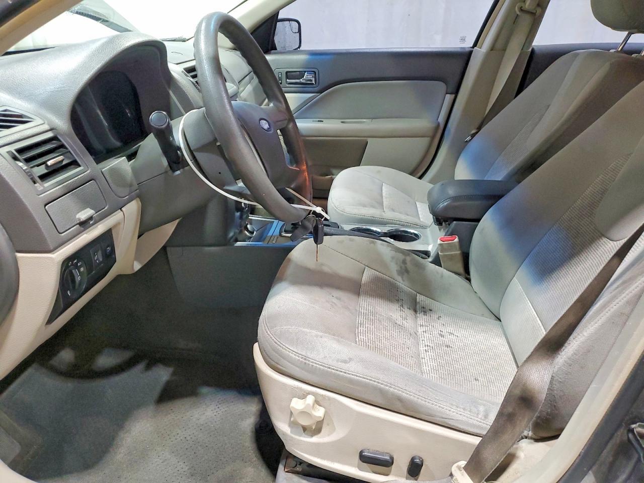 2011 FORD FUSION