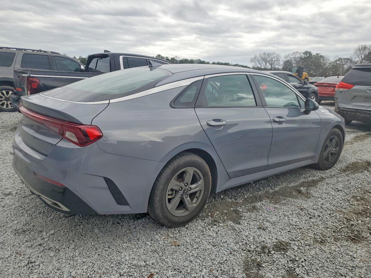 2022 KIA K5