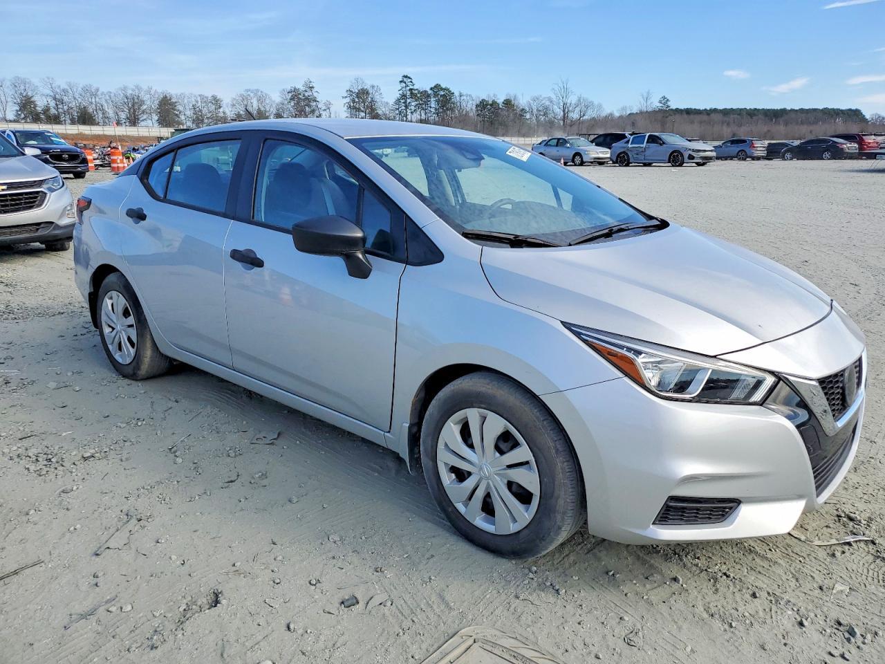 2021 NISSAN VERSA