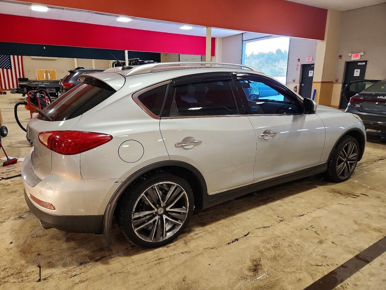 2011 INFINITI EX35