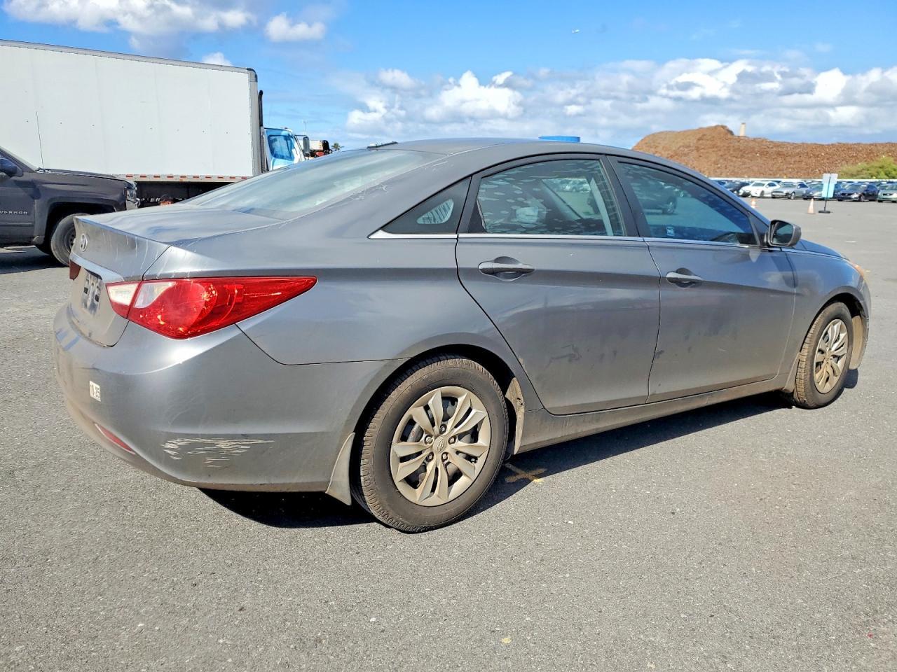 2011 HYUNDAI SONATA