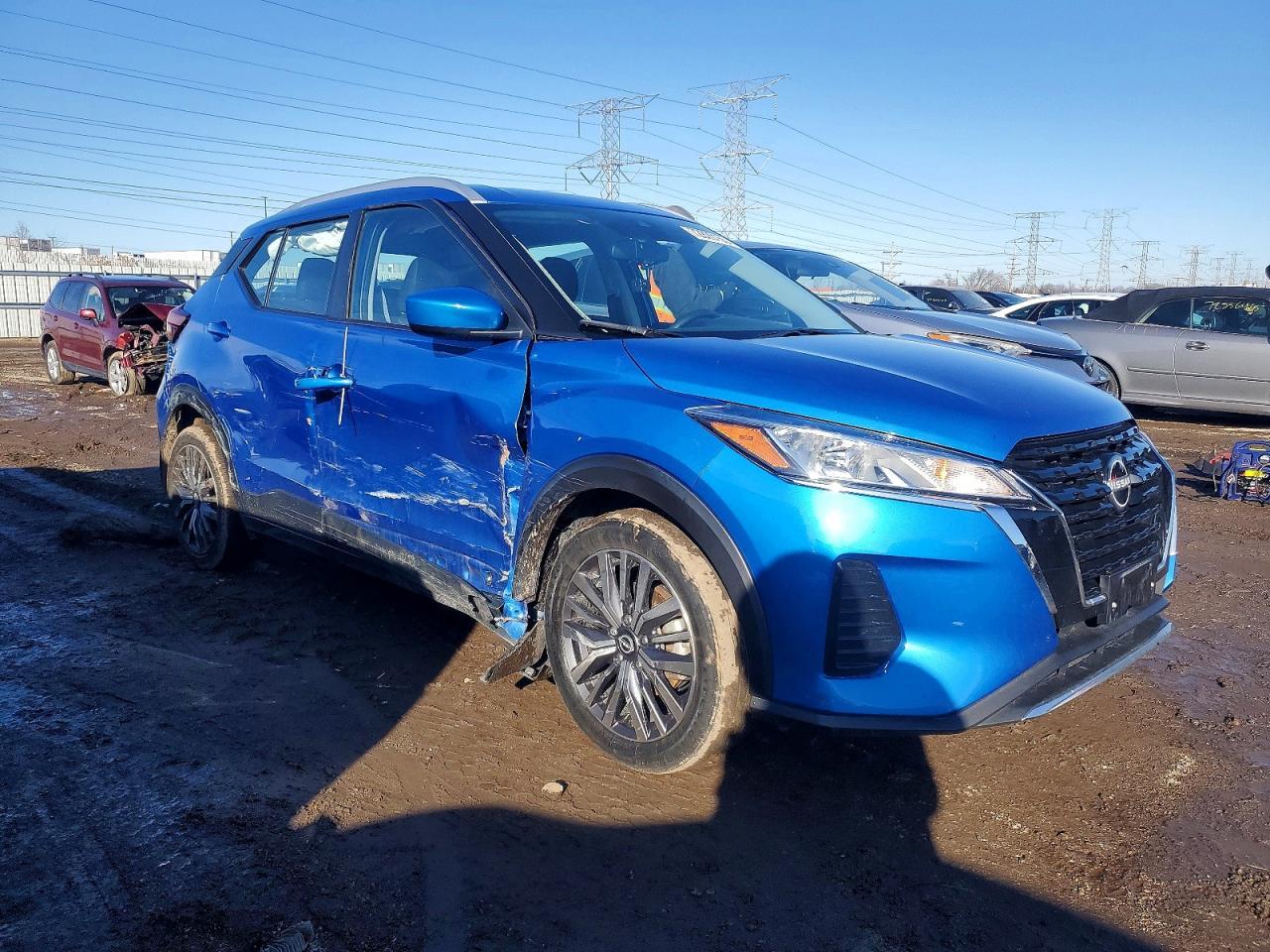 2024 NISSAN KICKS