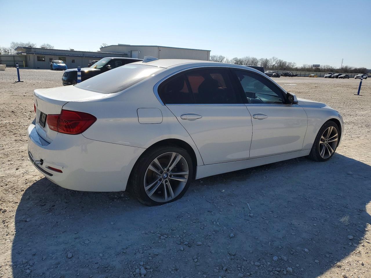 2018 BMW 3 SERIES