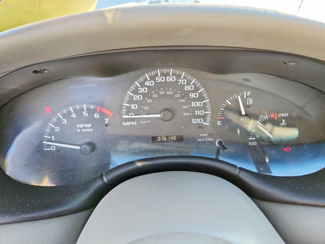 2004 CHEVROLET Classic