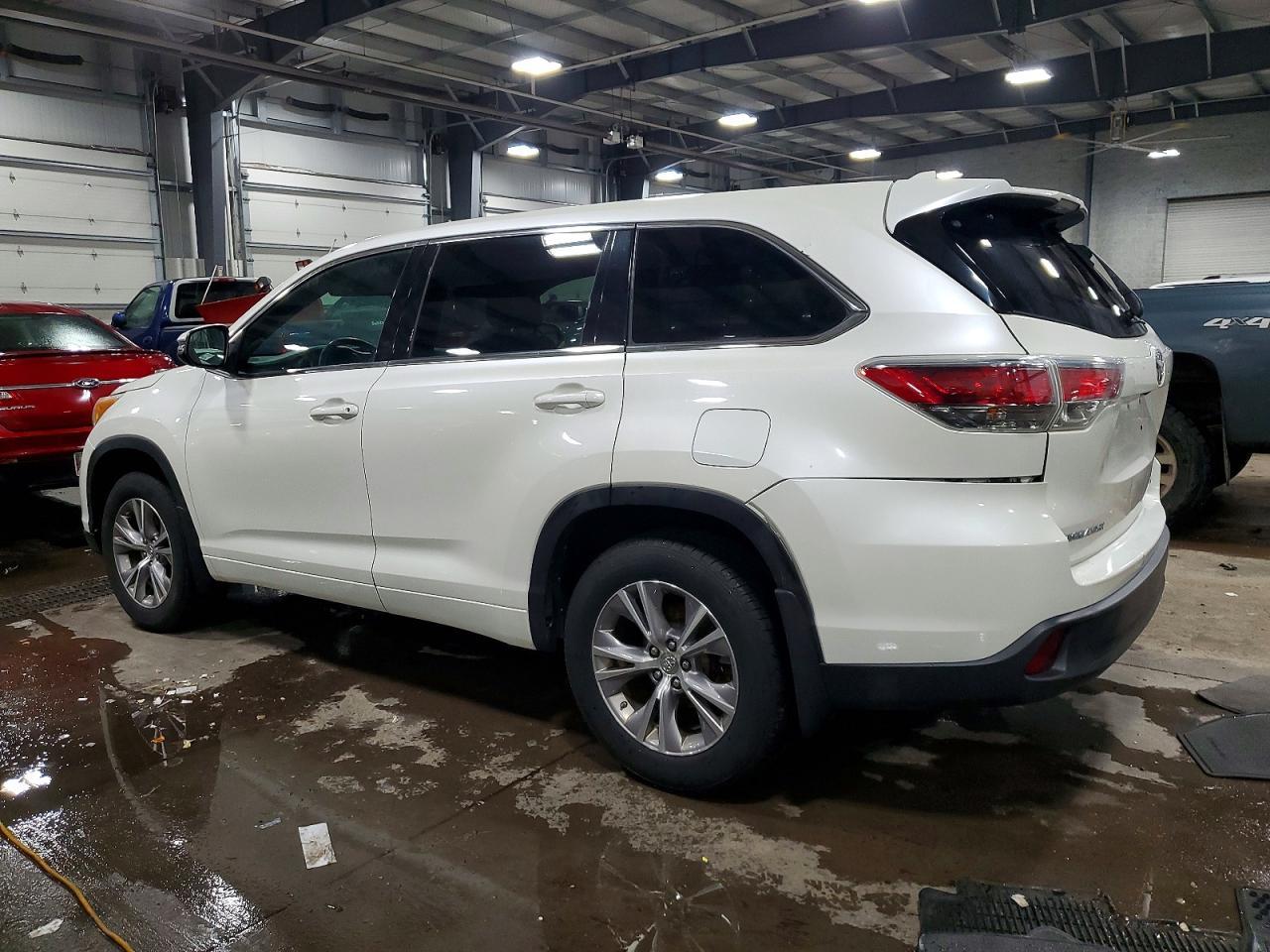 2014 TOYOTA HIGHLANDER