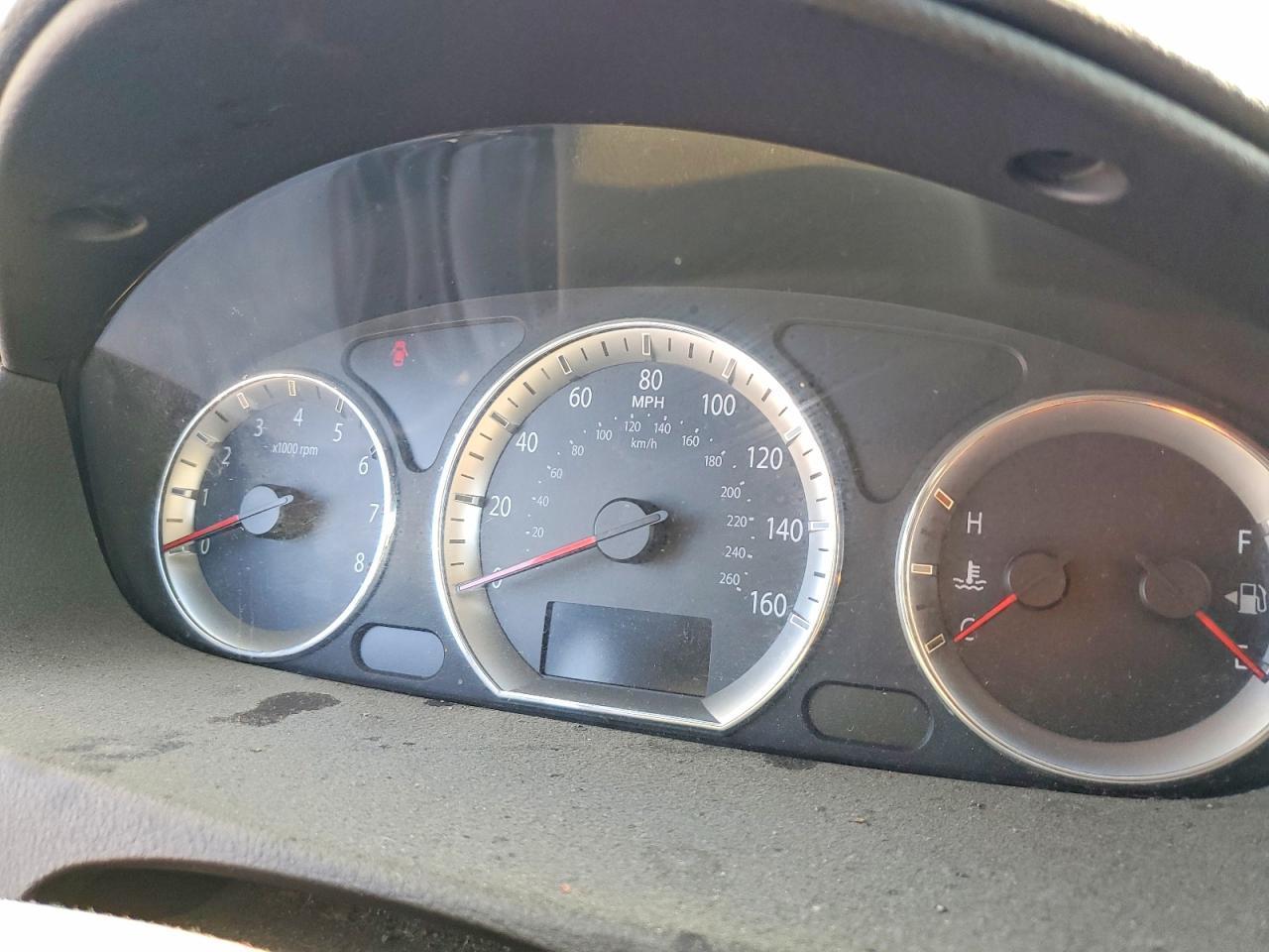 2010 HYUNDAI SONATA