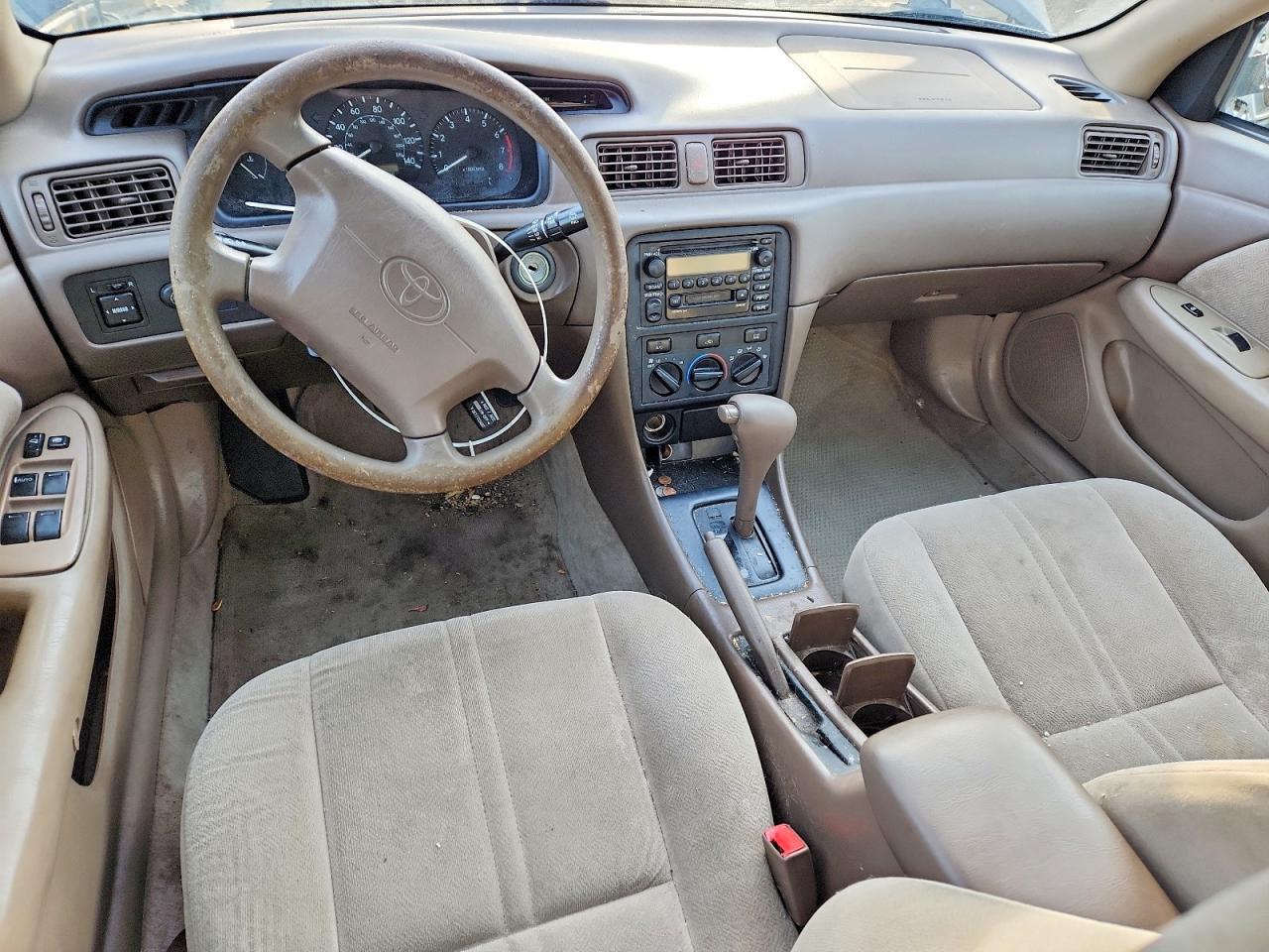 2000 TOYOTA CAMRY