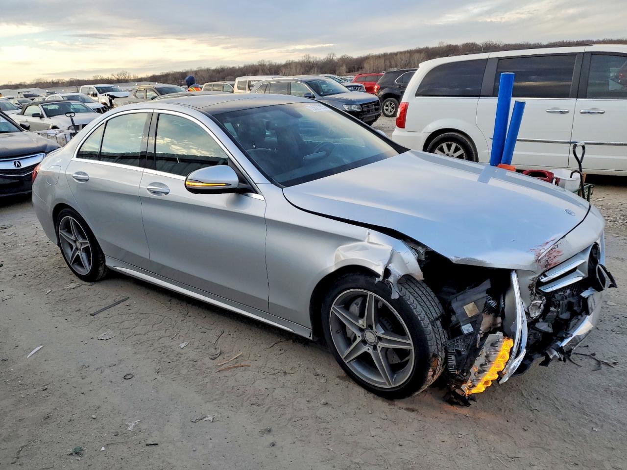2016 MERCEDES-BENZ C-CLASS