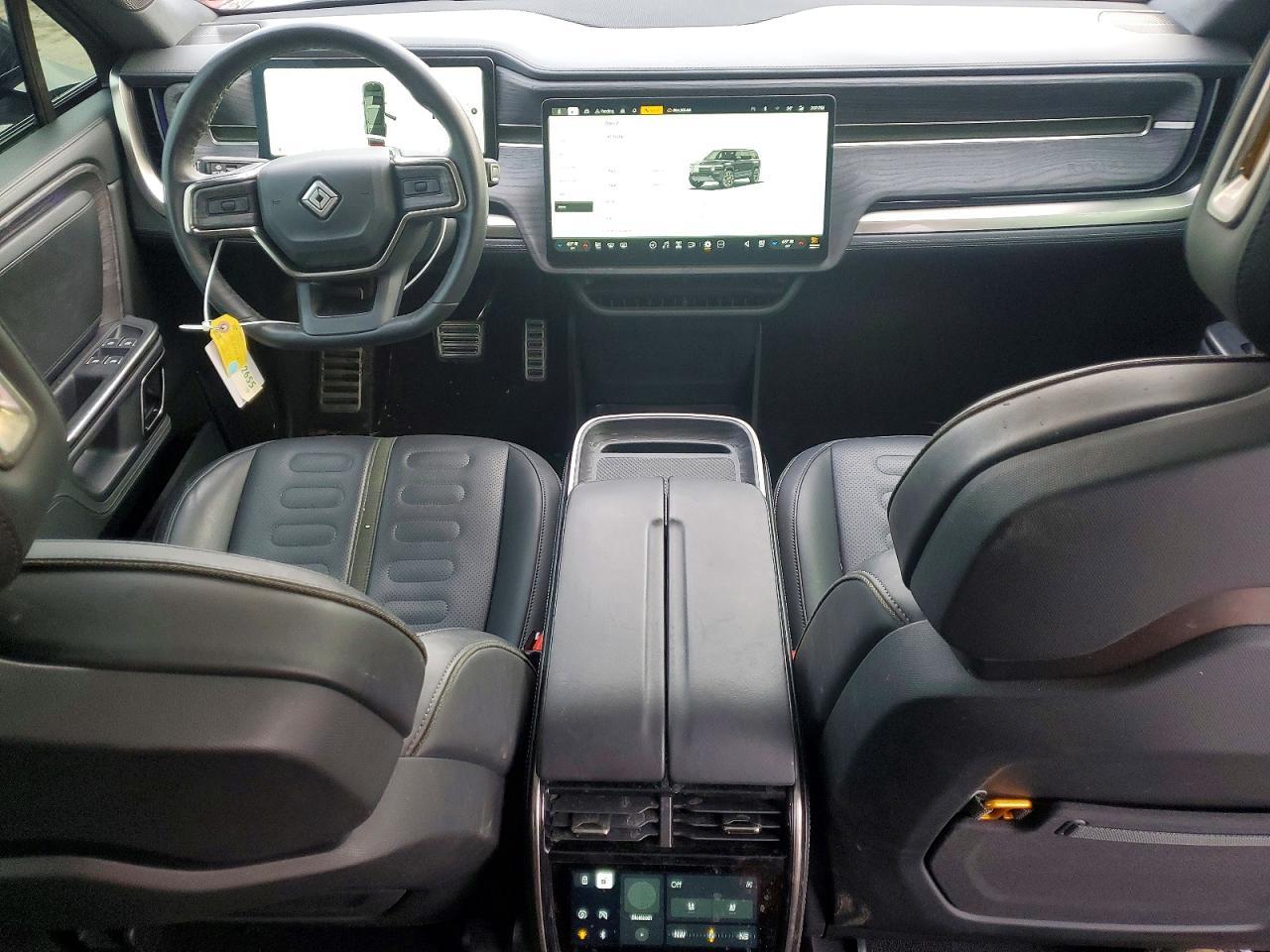 2023 RIVIAN R1s
