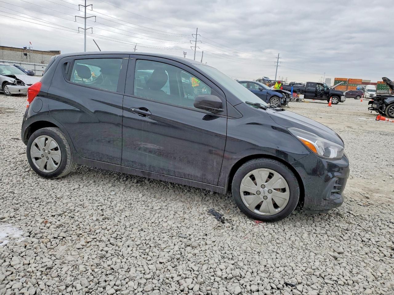 2017 CHEVROLET Spark