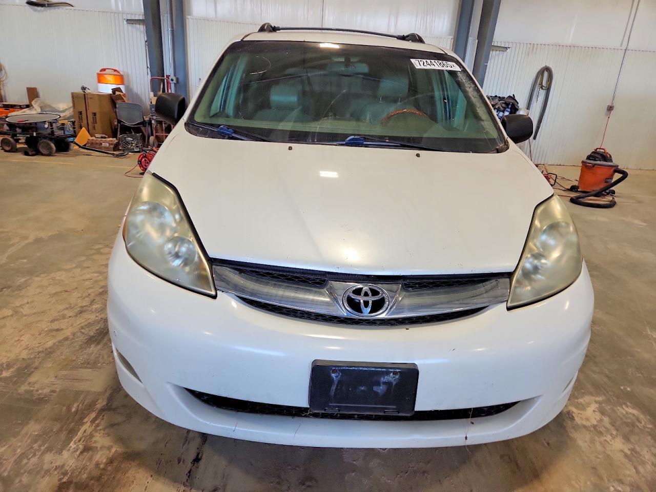 2006 TOYOTA SIENNA