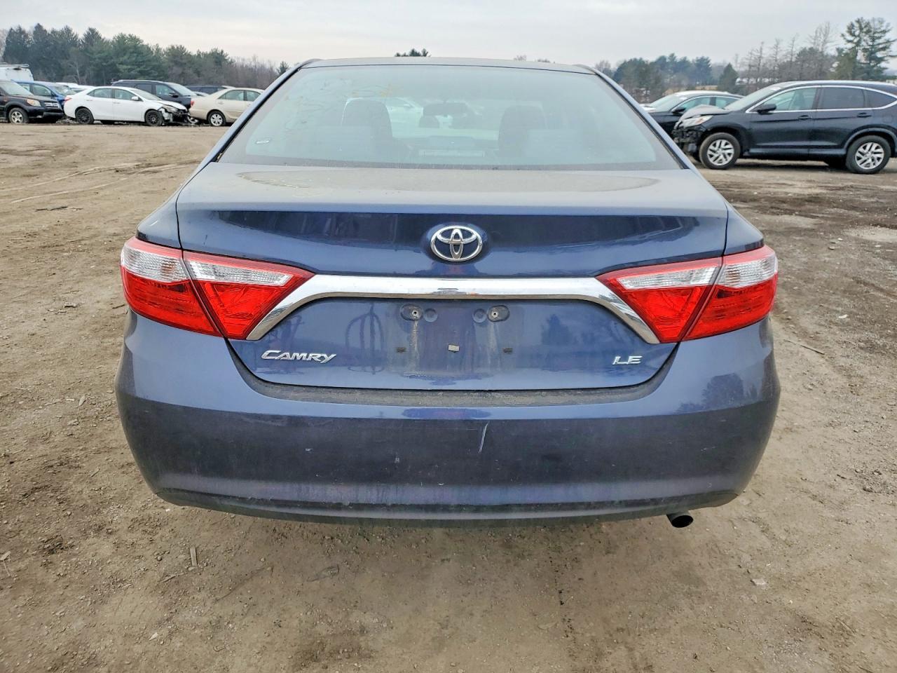 2016 TOYOTA CAMRY