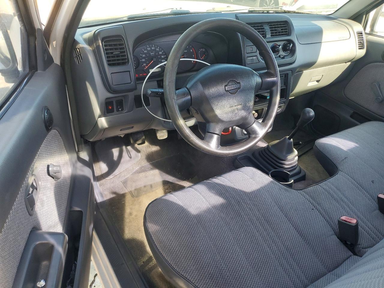 2001 NISSAN Frontier