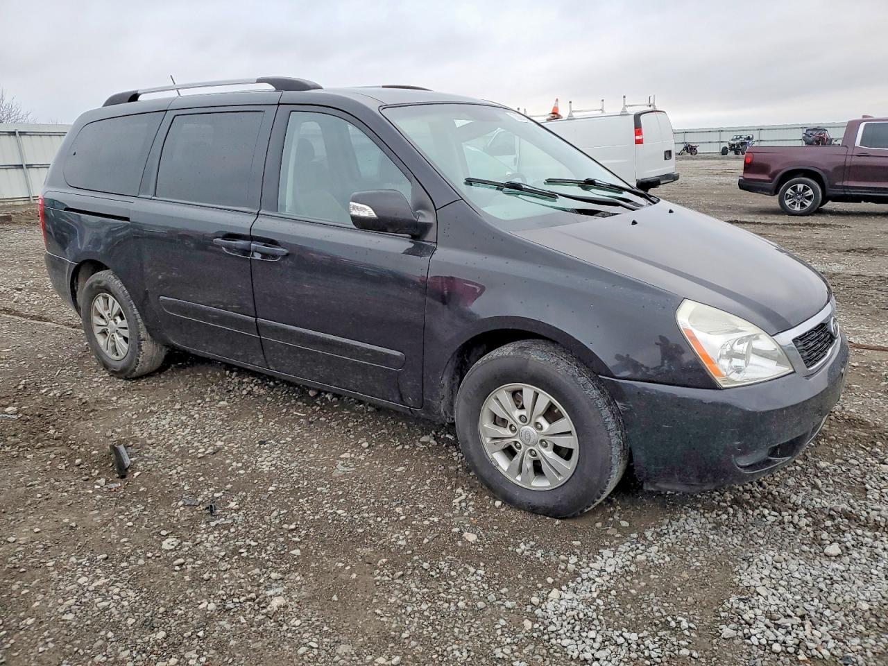 2011 KIA SEDONA