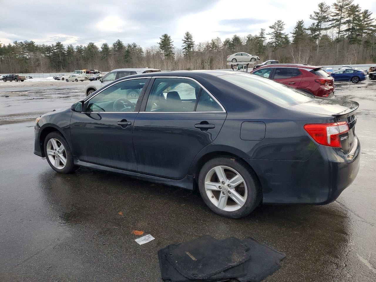 2012 TOYOTA CAMRY