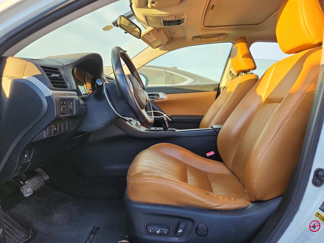 2012 LEXUS CT 200