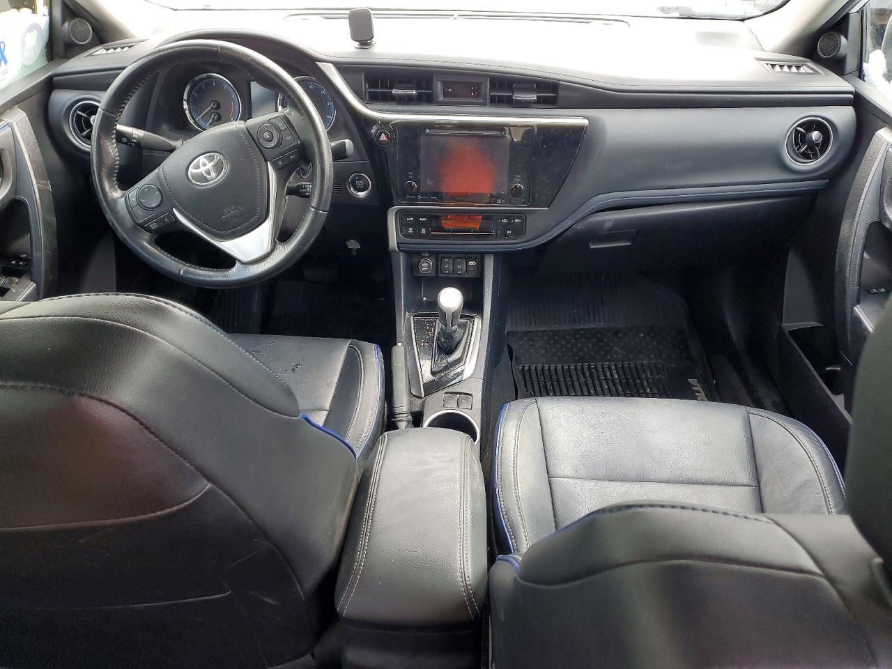 2019 TOYOTA COROLLA