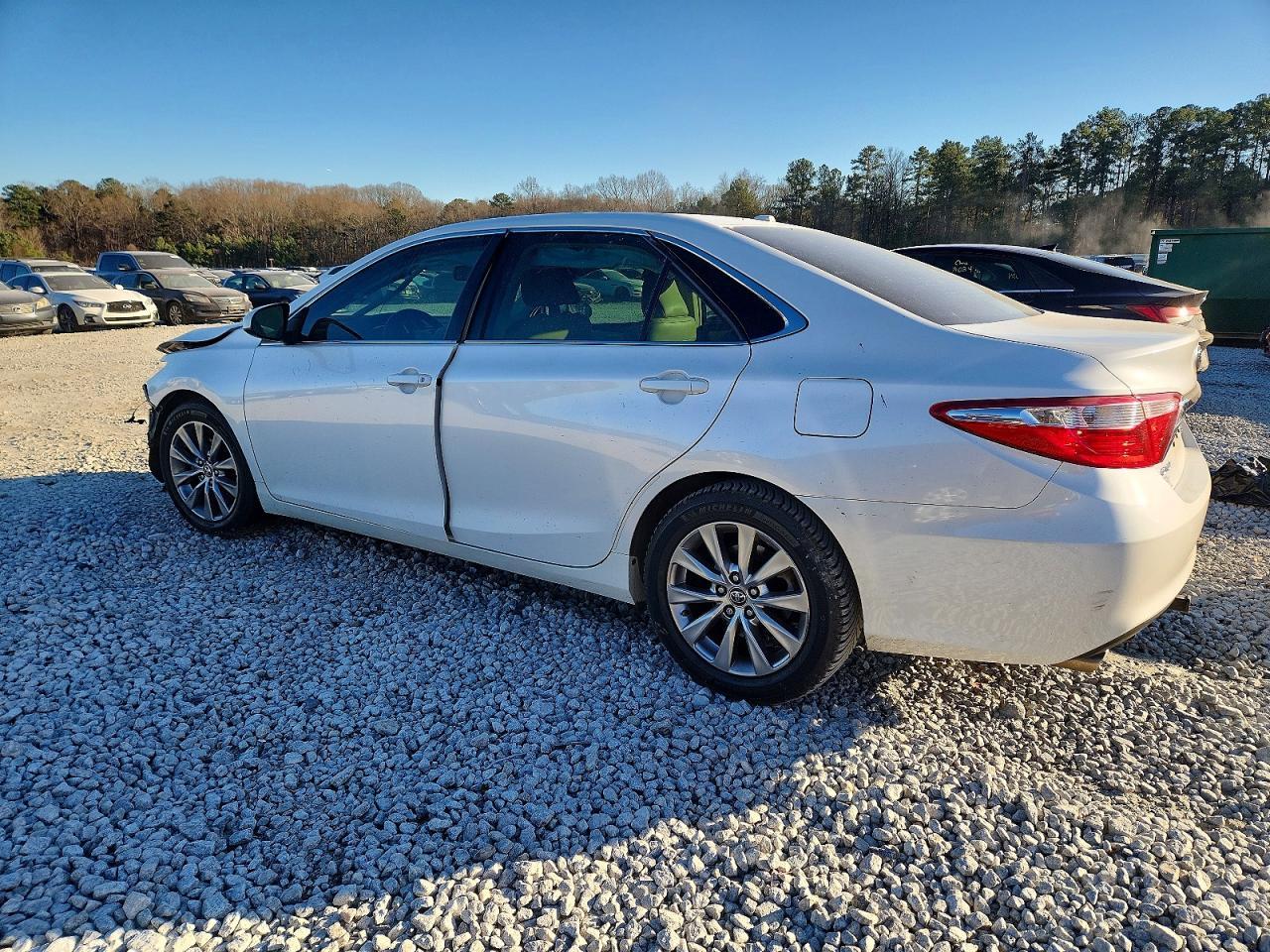 2016 TOYOTA CAMRY