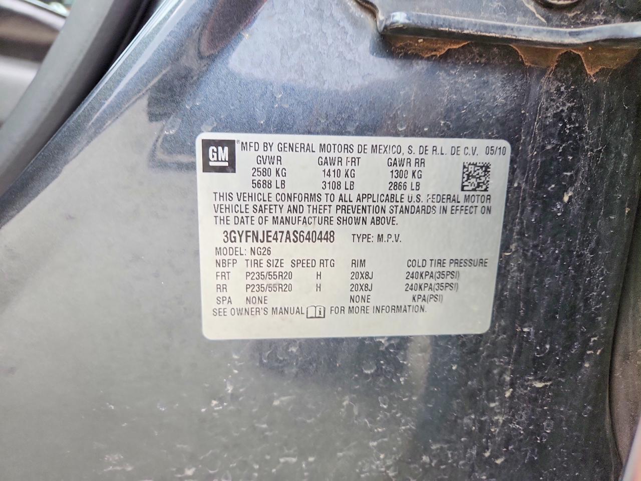 2010 CADILLAC SRX