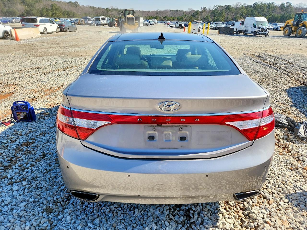 2013 HYUNDAI Azera