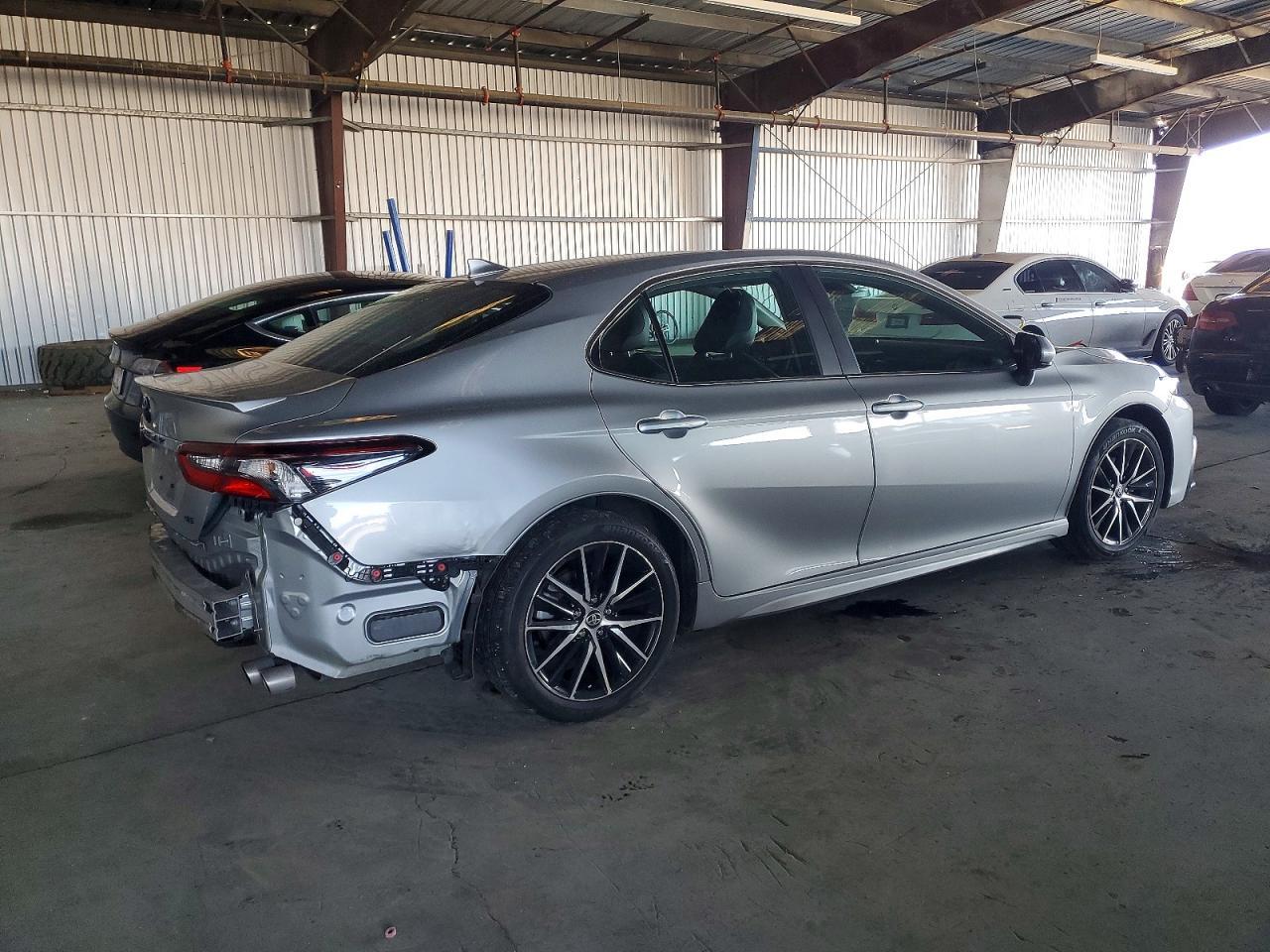 2021 TOYOTA CAMRY