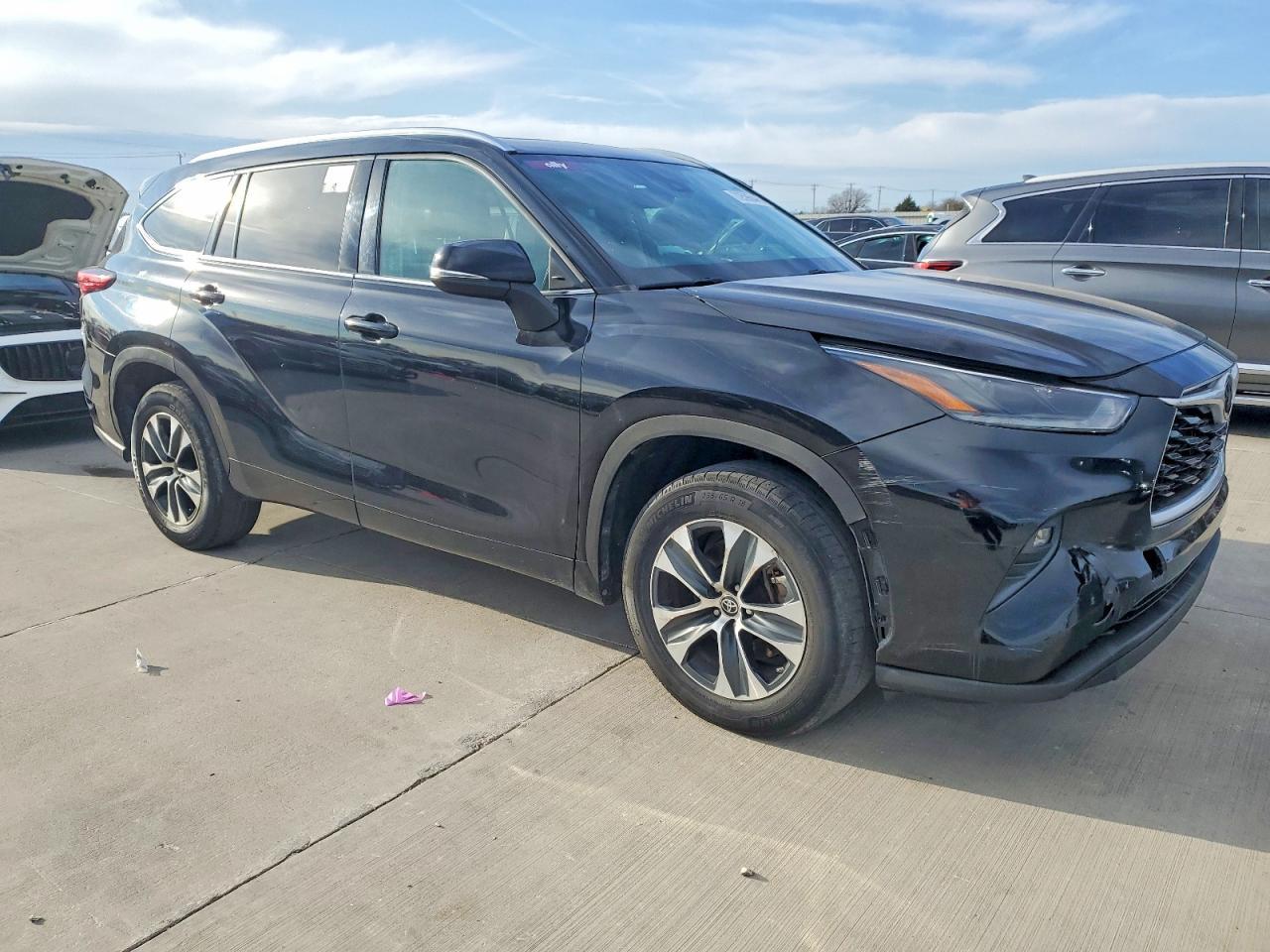 2021 TOYOTA HIGHLANDER