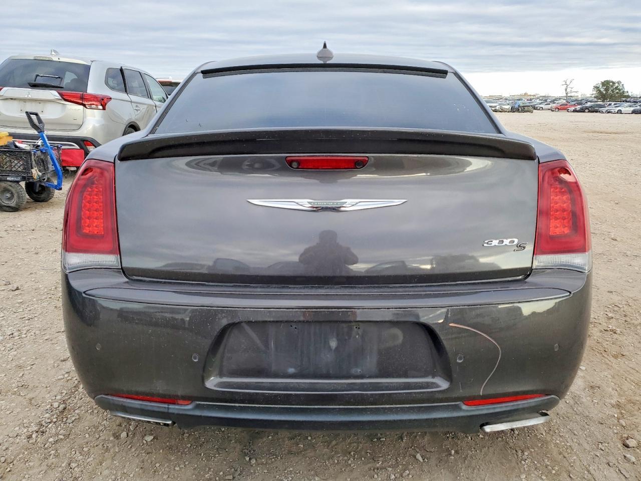 2015 CHRYSLER 300