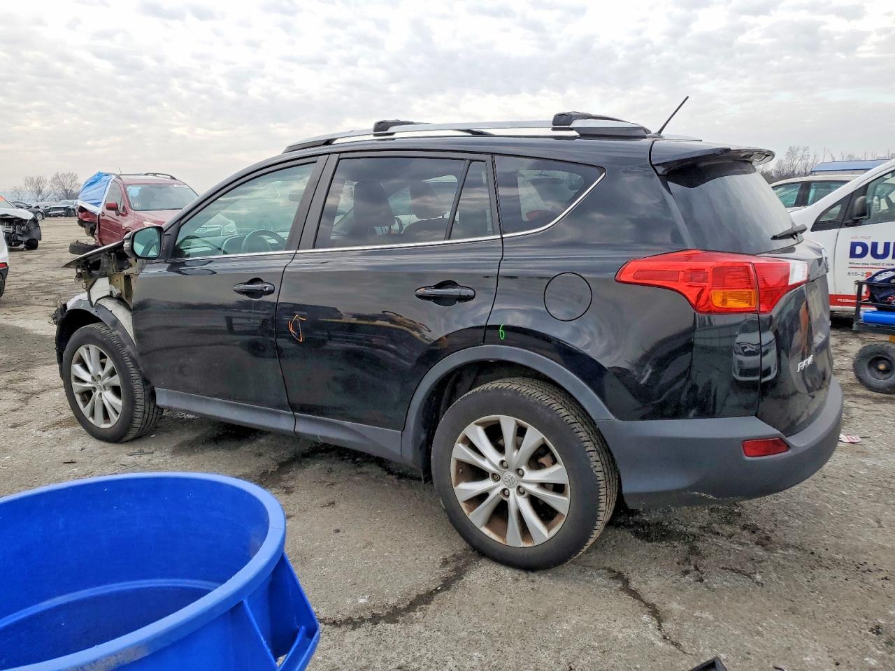 2015 TOYOTA RAV4