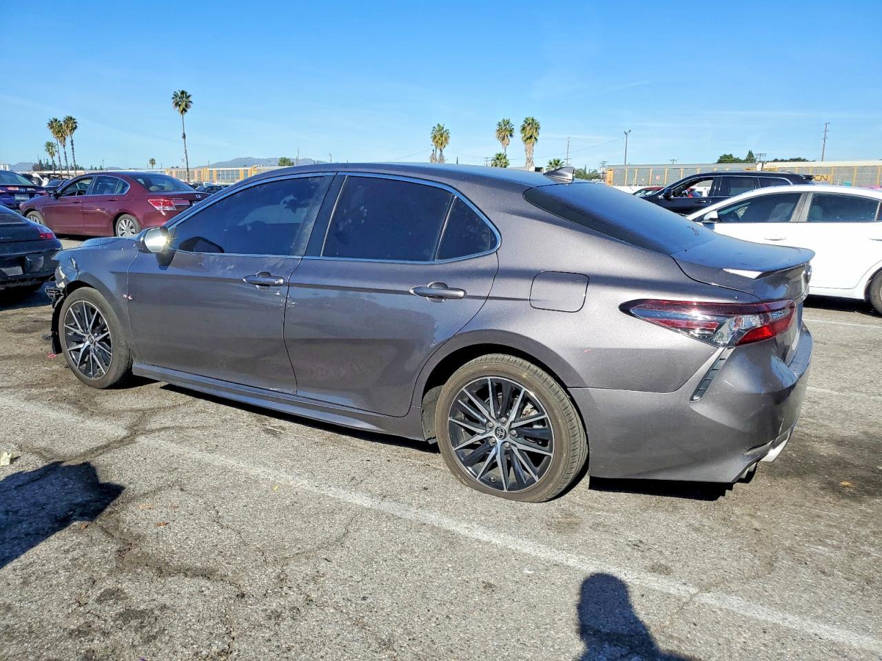 2021 TOYOTA CAMRY