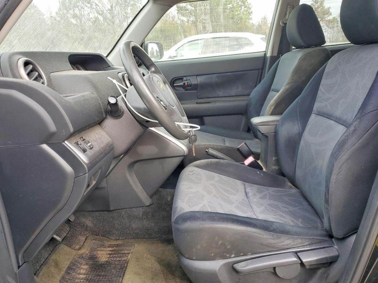 2012 TOYOTA SCION