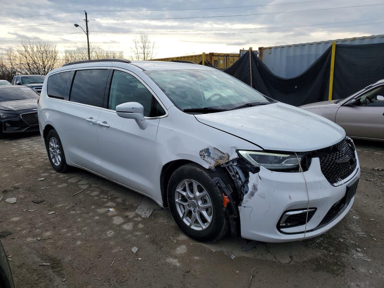 2022 CHRYSLER Pacifica