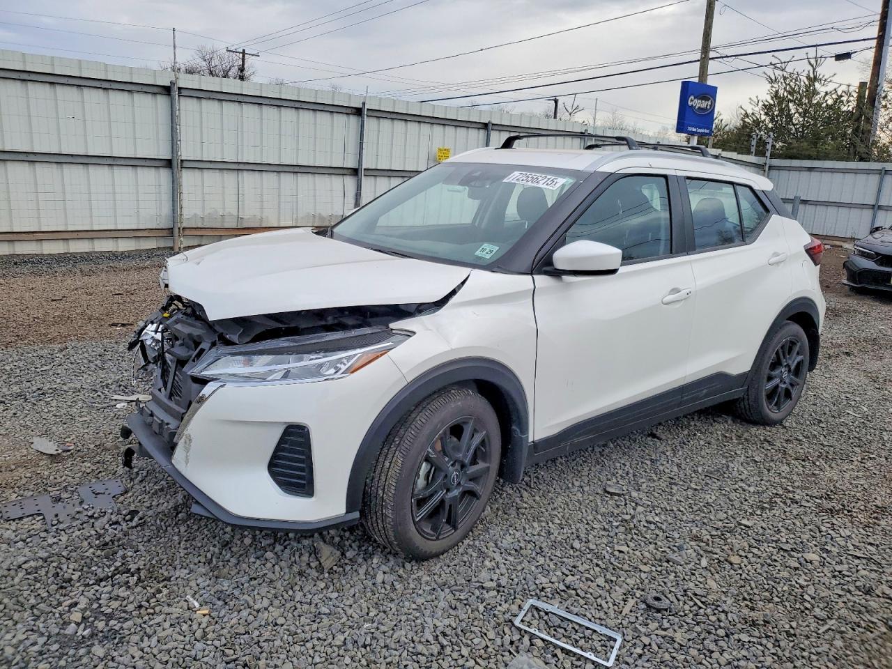2024 NISSAN KICKS