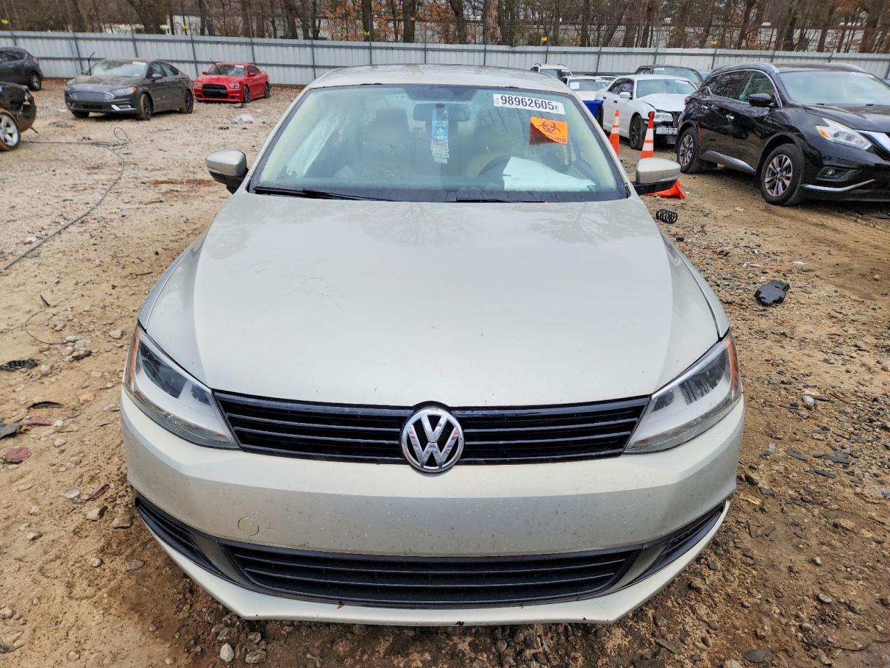 2011 VOLKSWAGEN JETTA