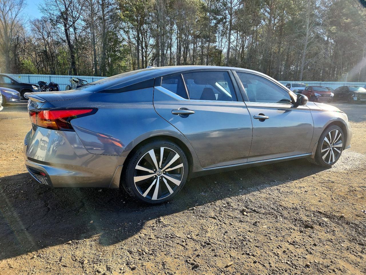 2021 NISSAN ALTIMA