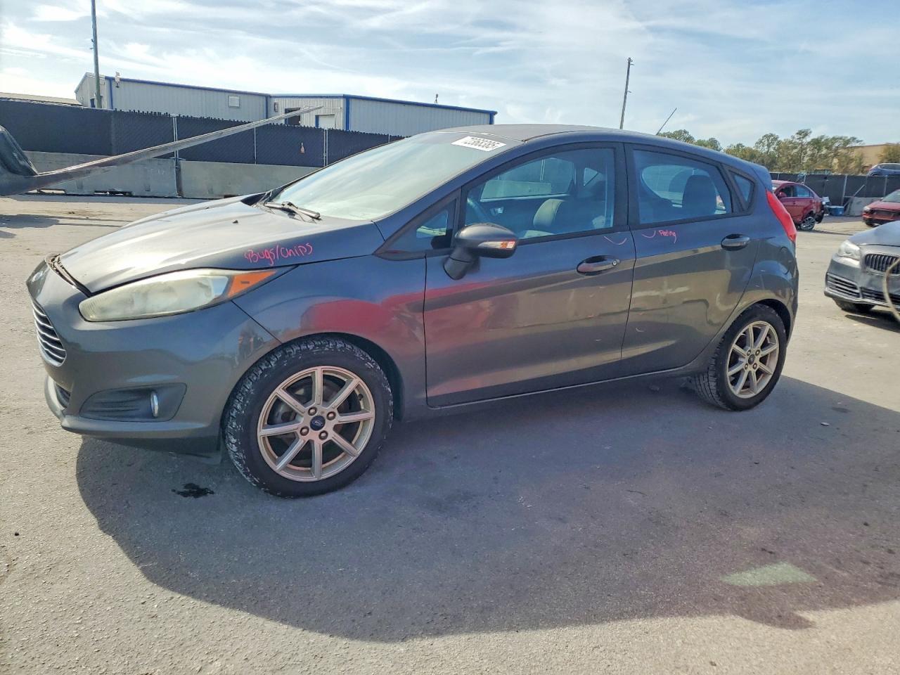 2015 FORD Fiesta