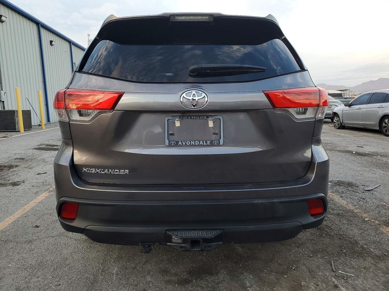 2019 TOYOTA HIGHLANDER