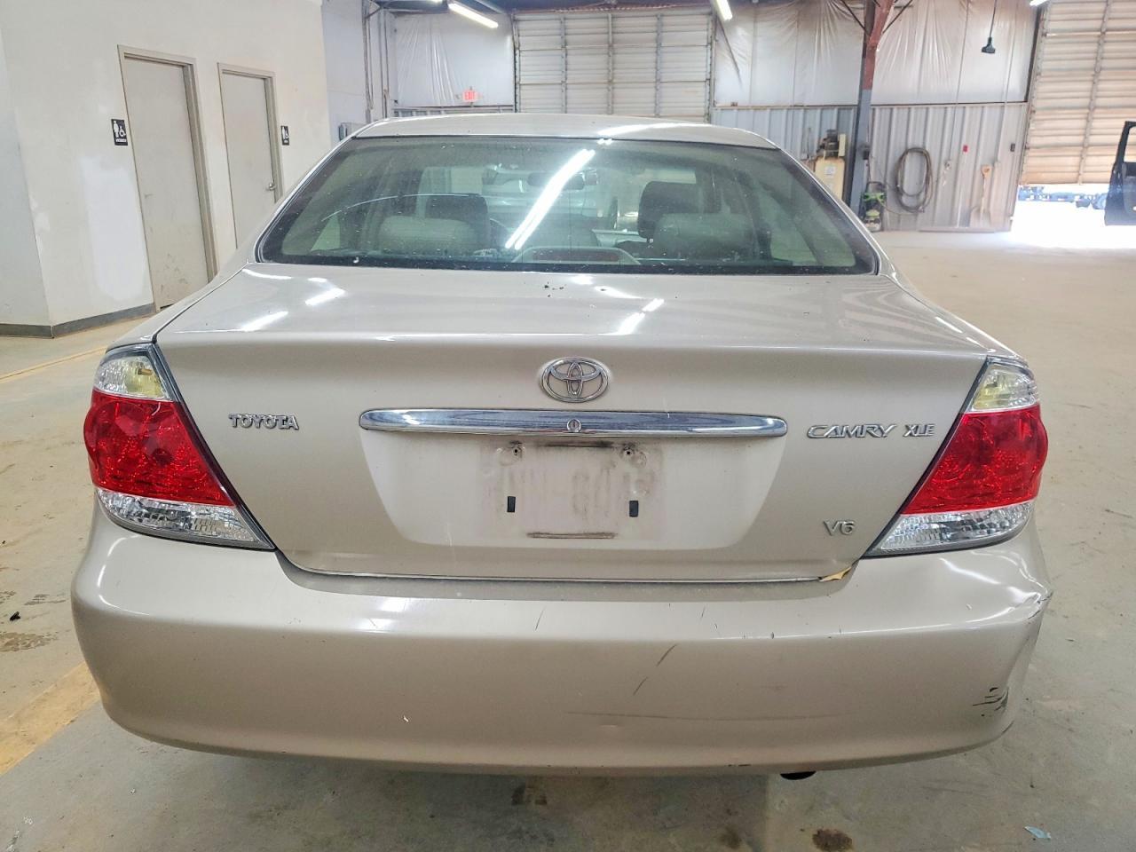 2005 TOYOTA CAMRY