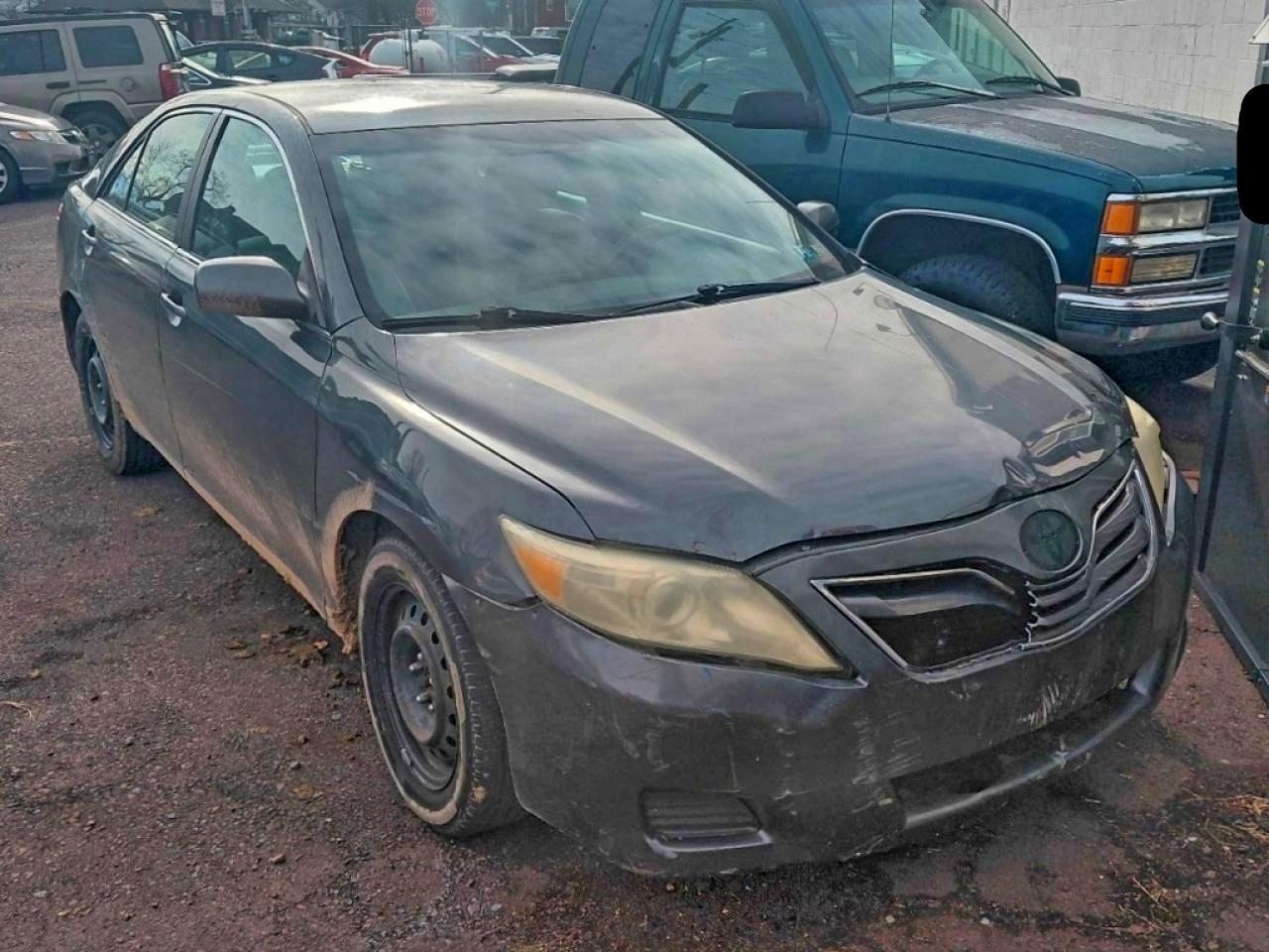 2010 TOYOTA CAMRY